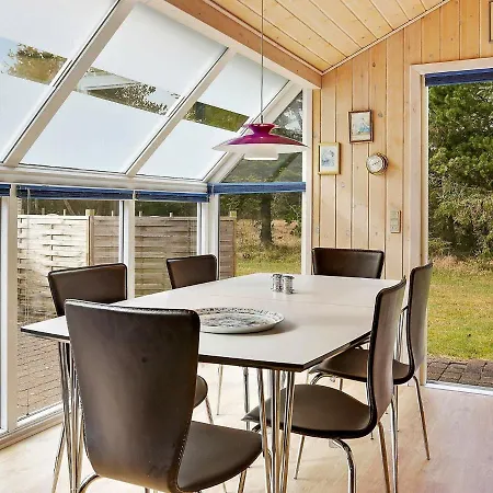 6 Person In Henne Holiday home Henne Strand